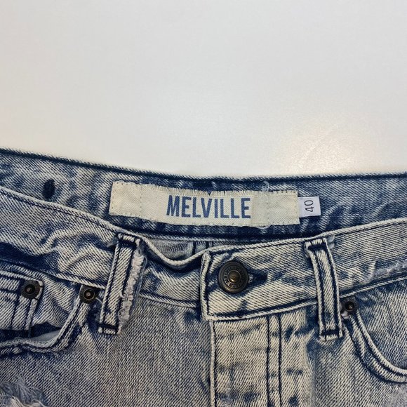 Brandy Melville Acid Wash High Rise Cuffed Shorts - Picture 3 of 7